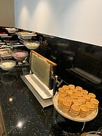 Sera Lake Center Hotel