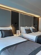 Sera Lake Center Hotel