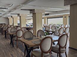 Sera Lake Center Hotel