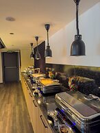 Sera Lake Center Hotel