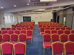 Sera Lake Center Hotel