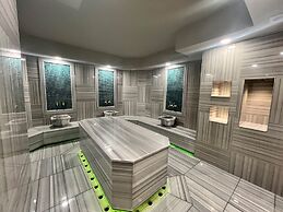 Sera Lake Center Hotel