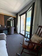 Sera Lake Center Hotel