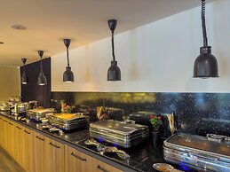 Sera Lake Center Hotel