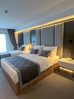 Sera Lake Center Hotel