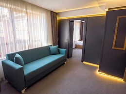 Sera Lake Center Hotel