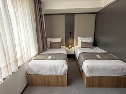 Sera Lake Center Hotel