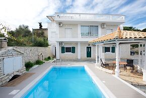 Ionian Star Villas by Corfu Escapes