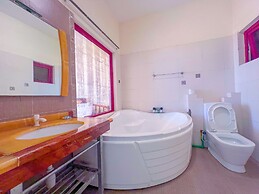 Royal Beachfront Apartments