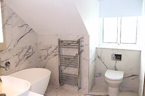 Leafield House @ Nables Farm