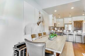 Park City Townhome w/ Hot Tub & Mountain Views!