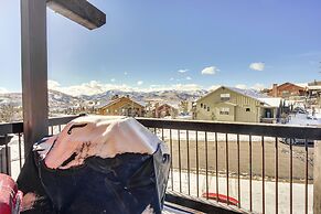 Park City Townhome w/ Hot Tub & Mountain Views!