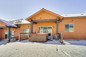 Park City Townhome w/ Hot Tub & Mountain Views!