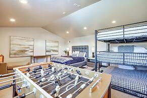 Park City Townhome w/ Hot Tub & Mountain Views!