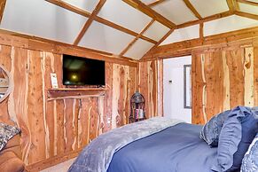 Glenvil Cabin w/ Gas Grill: Steps to Dock & Pond!