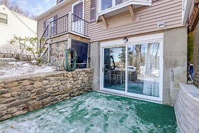 Close to Colleges: Worcester Apt w/ Lake Access!