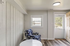 Hatteras Island Hideaway: Waterfront, Canal Access