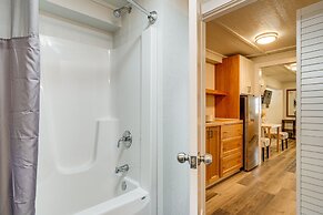 Hatteras Island Hideaway: Waterfront, Canal Access