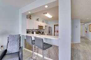 Sunny Fort Walton Beach Condo - Walk to Ocean!