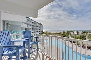 Sunny Fort Walton Beach Condo - Walk to Ocean!