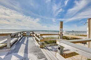 Sunny Fort Walton Beach Condo - Walk to Ocean!