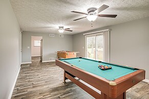 Spacious Delaware Home w/ Game Room!