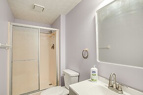 Spacious Delaware Home w/ Game Room!