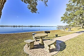 Central Mary Esther Condo 5 Mi to Okaloosa Island!