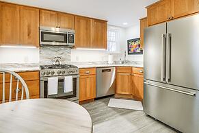 Cozy Wolfeboro Home w/ Private Deck: 1 Mi to Lake!