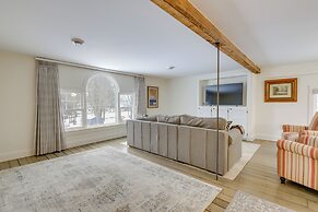 Cozy Wolfeboro Home w/ Private Deck: 1 Mi to Lake!