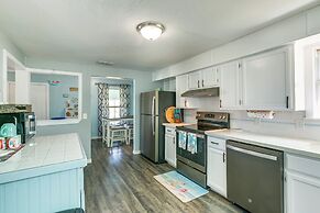 2 Mi to Redfish Bay: Aransas Pass Home w/ Fire Pit