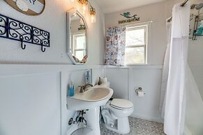 2 Mi to Redfish Bay: Aransas Pass Home w/ Fire Pit