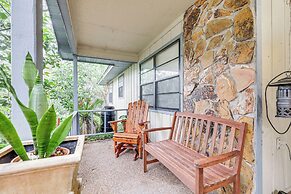 Spacious Brandon Home: 10 Mi to Downtown Tampa!