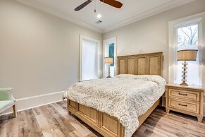 Sprawling Suwanee Home: Theater, Pool, Hot Tub!