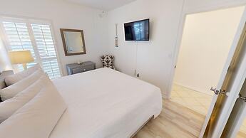 Silver Dunes 9 1 Bedroom Condo by RedAwning