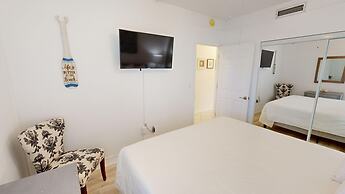 Silver Dunes 9 1 Bedroom Condo by RedAwning