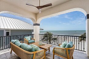 Curious Tides - 3132/3134 Estero Blvd. 10 Bedroom Townhouse by RedAwni