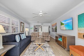 Beach Villas # 106 - Bogo24 2 Bedroom Condo by RedAwning