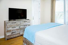 1309 Laurel Grove 3 Bedroom Home by RedAwning