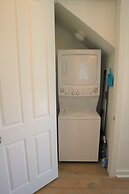 1309 Laurel Grove 3 Bedroom Home by RedAwning