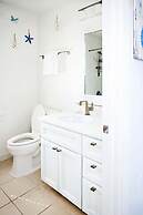 1309 Laurel Grove 3 Bedroom Home by RedAwning