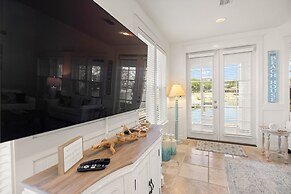 1332 Laurel Grove 3 Bedroom Home by RedAwning