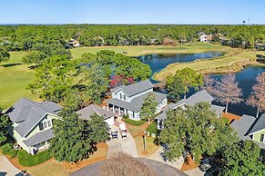 1332 Laurel Grove 3 Bedroom Home by RedAwning