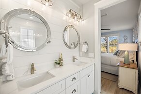 1332 Laurel Grove 3 Bedroom Home by RedAwning