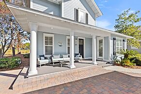 1332 Laurel Grove 3 Bedroom Home by RedAwning