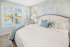 1332 Laurel Grove 3 Bedroom Home by RedAwning