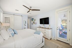 1332 Laurel Grove 3 Bedroom Home by RedAwning