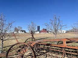 New! Family-friendly Home w/ Pool Table, King Beds