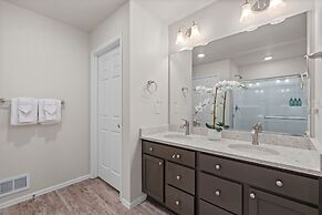 New! Family-friendly Home w/ Pool Table, King Beds