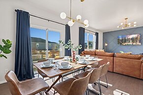 New! Family-friendly Home w/ Pool Table, King Beds